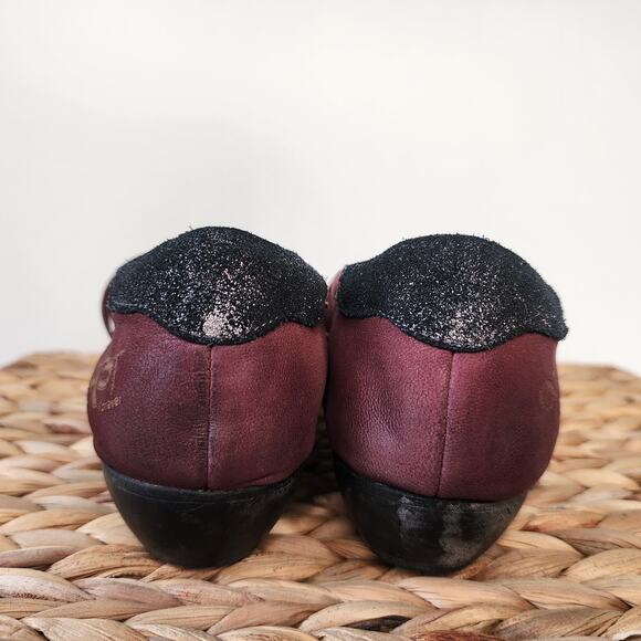 OTBT Anora Burgundy Leather Bungee Flats 6M - Picture 5 of 6